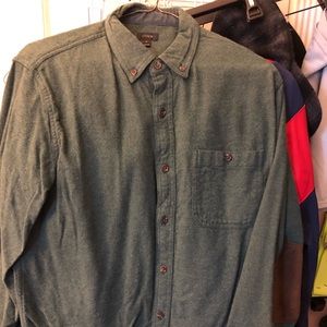 J. Crew Men’s Shirt Brushed Cotton Suede Elbow Patch Forest Green Size Medium.